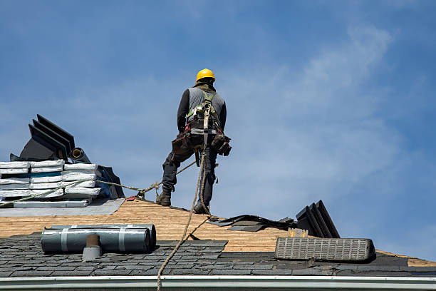 Professional Gutter Installation technician working in Fort Recovery, OH